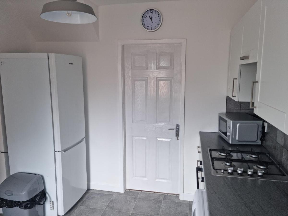 3 Bedroom House-Ellesmere Port Exteriér fotografie