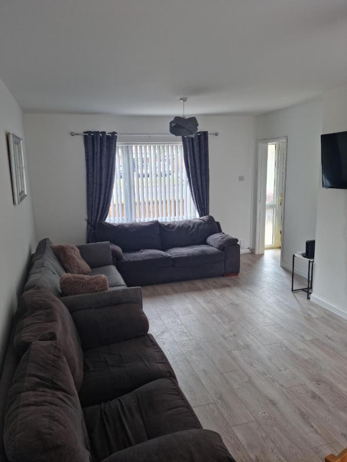 3 Bedroom House-Ellesmere Port Exteriér fotografie